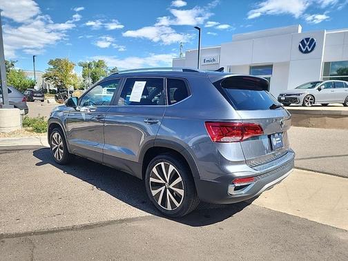 2022 Volkswagen Taos 1.5T SE