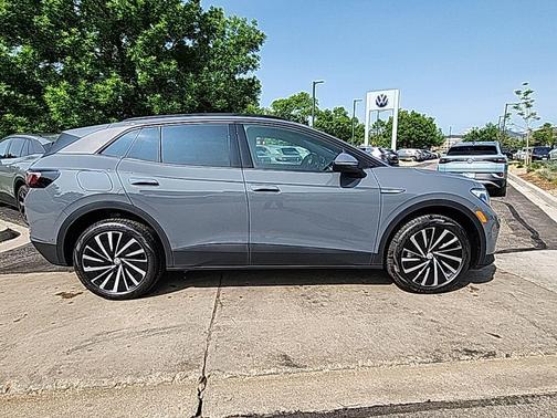 2025 Volkswagen ID.4 Pro