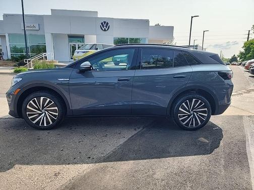 2025 Volkswagen ID.4 Pro