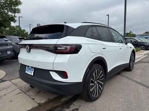 2025 Volkswagen ID.4 Pro