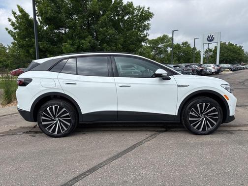 2025 Volkswagen ID.4 Pro