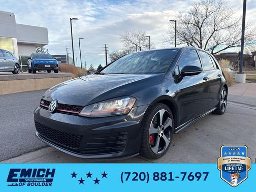 2017 Volkswagen Golf GTI SE 4-Door