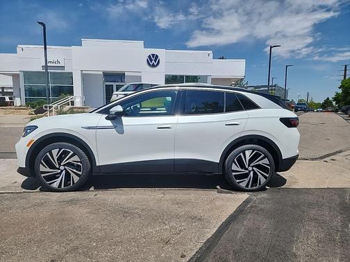 2025 Volkswagen ID.4 Pro S Plus