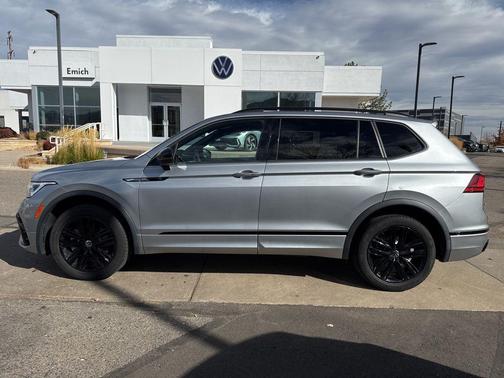 2022 Volkswagen Tiguan 2.0T SE R-Line Black