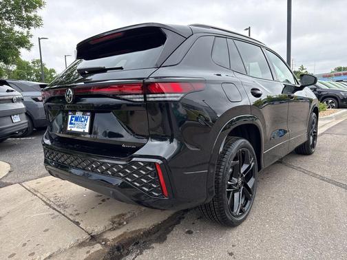2025 Volkswagen Tiguan 2.0T SE R-Line Black
