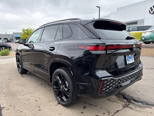 2025 Volkswagen Tiguan 2.0T SE R-Line Black