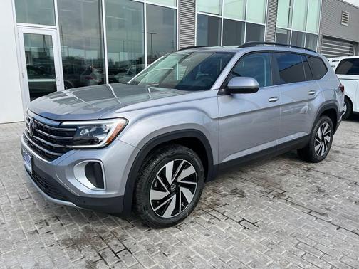 2025 Volkswagen Atlas 2.0T SE