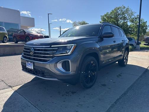 2025 Volkswagen Atlas 2.0T SE