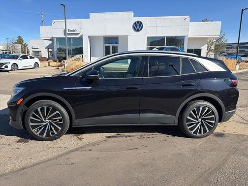 2023 Volkswagen ID.4 Pro S Plus