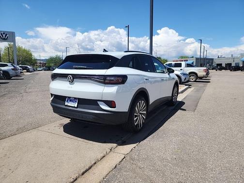 2025 Volkswagen ID.4 Pro