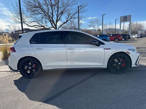 2024 Volkswagen Golf GTI 2.0T 380 SE