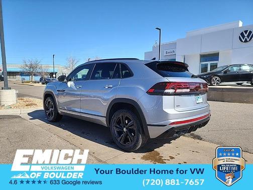 2025 Volkswagen Atlas Cross Sport 2.0T SEL R-Line Black