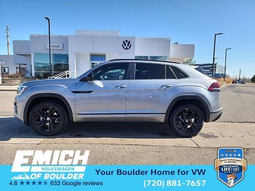 2025 Volkswagen Atlas Cross Sport 2.0T SEL R-Line Black