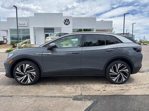 2025 Volkswagen ID.4 Pro S Plus