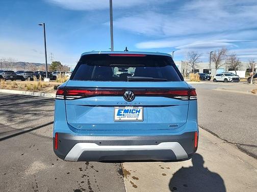 2026 Volkswagen Tiguan 2.0T SE