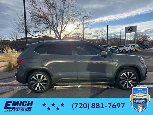 2023 Volkswagen Taos 1.5T SE