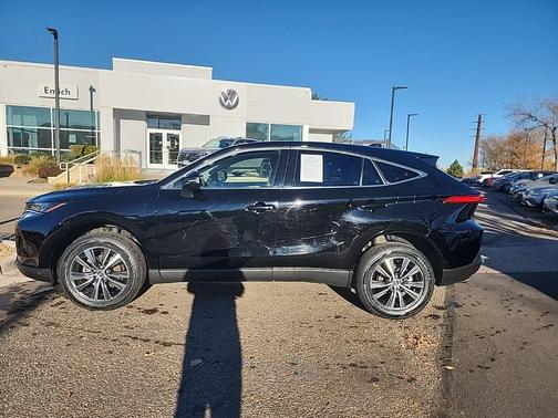 2022 Toyota Venza LE