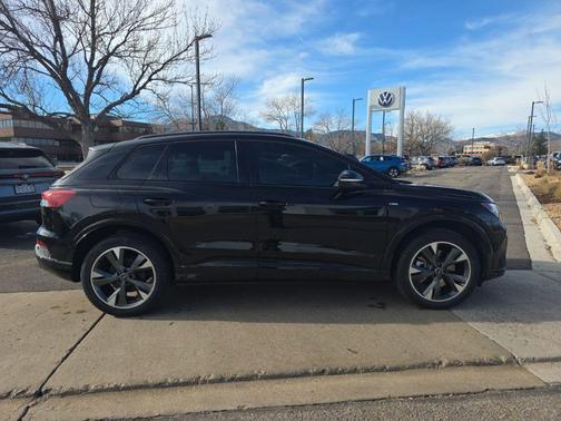 2024 Audi Q4 e-tron 50 Prestige