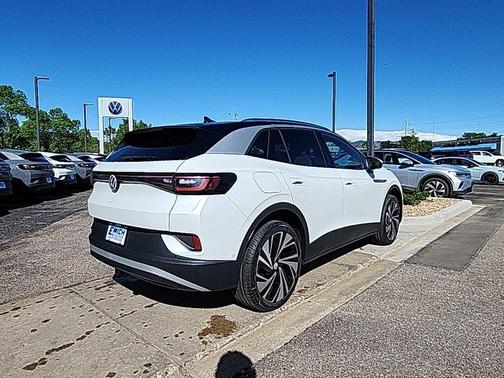 2025 Volkswagen ID.4 Pro S Plus