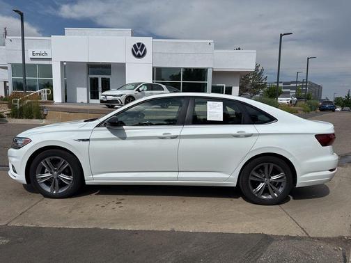 2021 Volkswagen Jetta 1.4T R-Line
