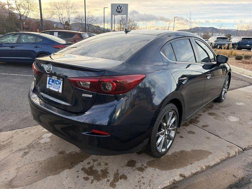 2018 Mazda Mazda3 Grand Touring