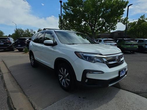 White 2019 Honda Pilot EX-L w/Navigation/RES