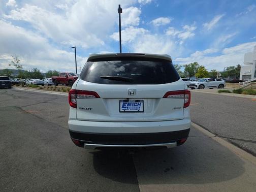 White 2019 Honda Pilot EX-L w/Navigation/RES