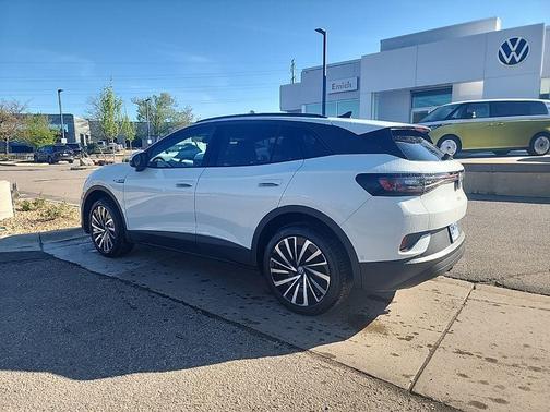 2025 Volkswagen ID.4 Pro