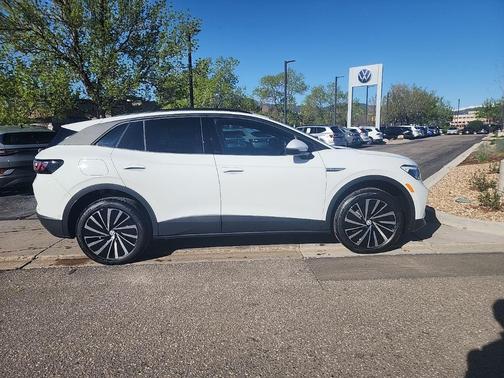 2025 Volkswagen ID.4 Pro