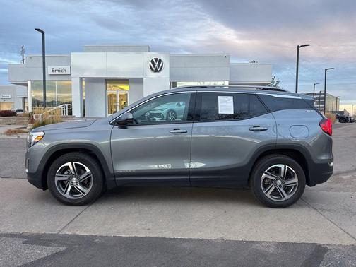 2021 GMC Terrain SLT