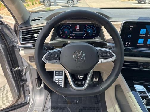 2025 Volkswagen Atlas 2.0T SEL Premium R-Line