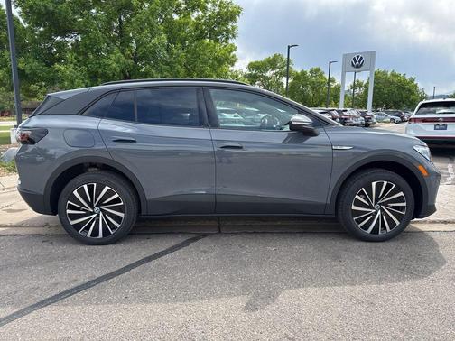 2025 Volkswagen ID.4 Pro