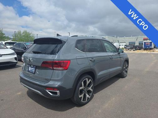 Pure Gray 2023 Volkswagen Taos 1.5T SEL