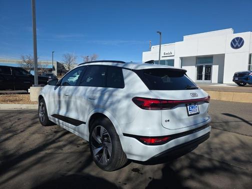 2025 Audi Q6 e-tron Premium