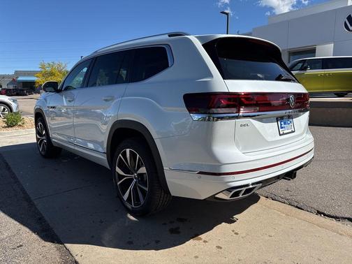 2025 Volkswagen Atlas 2.0T SEL Premium R-Line