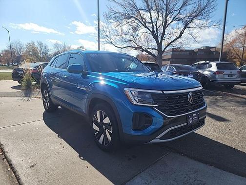 2025 Volkswagen Atlas Cross Sport 2.0T SE w/Technology