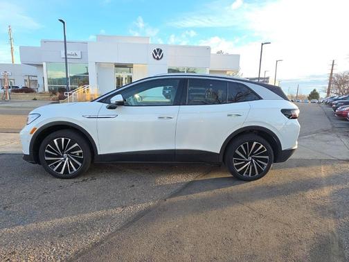 2023 Volkswagen ID.4 Pro S Plus