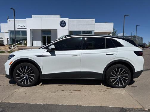 Opal White / Black Roof 2023 Volkswagen ID.4 Pro S Plus