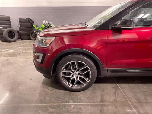 2017 Ford Explorer sport