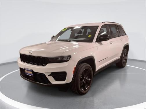 2023 Jeep Grand Cherokee Altitude