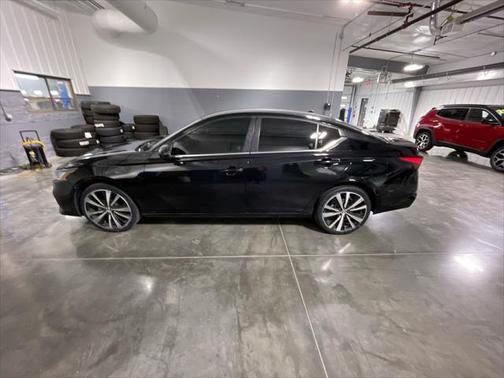 2021 Nissan Altima SR Intelligent AWD