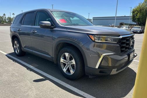 Modern Steel Metallic 2023 Honda Pilot