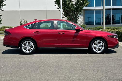 2025 Honda Accord 