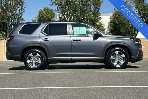Modern Steel Metallic 2025 Honda Pilot