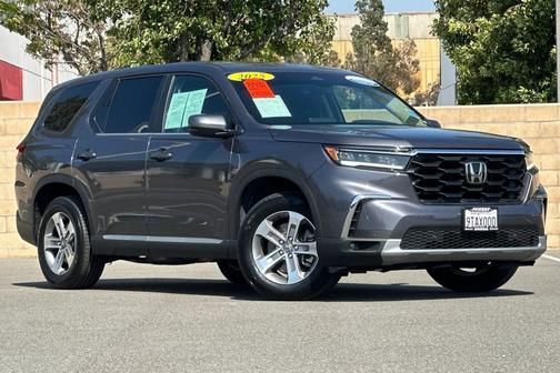 Modern Steel Metallic 2025 Honda Pilot