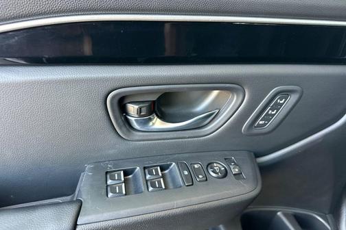 Modern Steel Metallic 2025 Honda Pilot