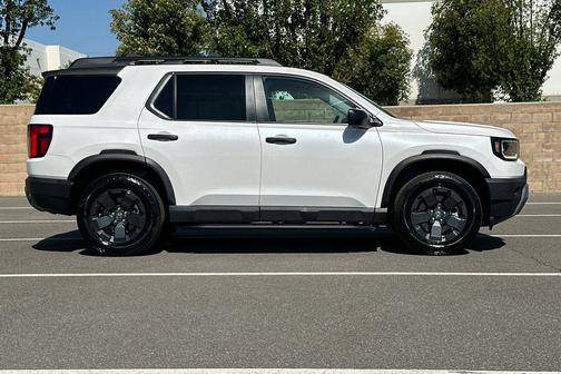 Platinum White Pearl 2026 Honda Passport