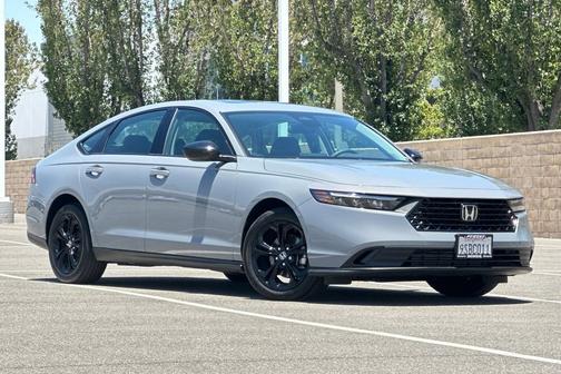 Urban Gray Pearl 2025 Honda Accord