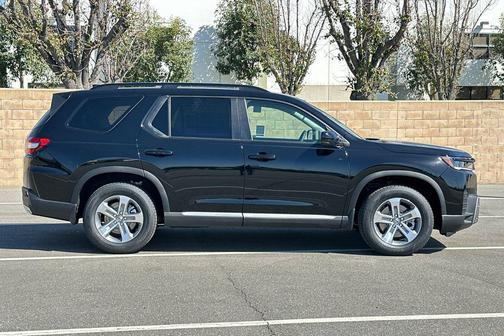 Crystal Black Pearl 2026 Honda Pilot EX-L
