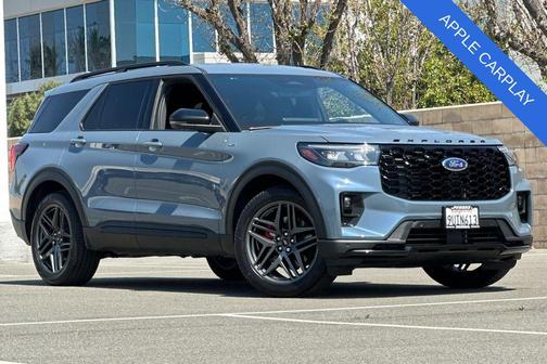 Vapor Blue Metallic 2025 Ford Explorer ST-Line